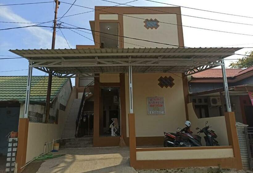 Отель Spot On 91249 Baroqah Guest House