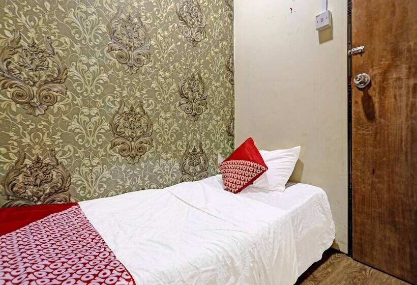فندق Spot On 91267 Sar Inn