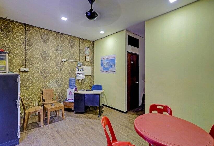 فندق Spot On 91267 Sar Inn