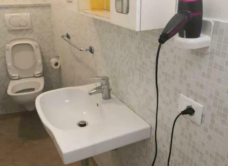 بنسيون Affittacamere Nuova Vandiris