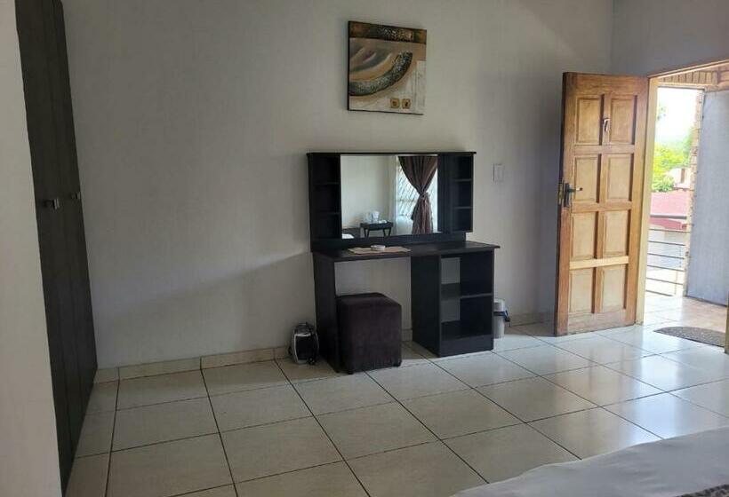تختخواب و صبحانه Royal Palms Guest Lodge