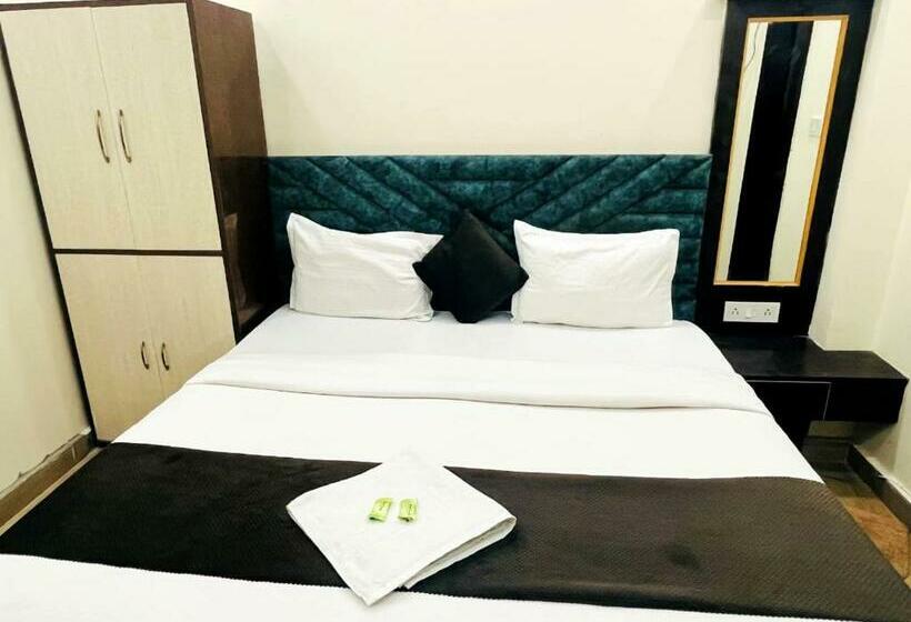 Пансион Raj Near Railway Station A Unit Of Raj Guest House