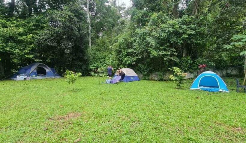 호스텔 Cabañitas Rio Celeste