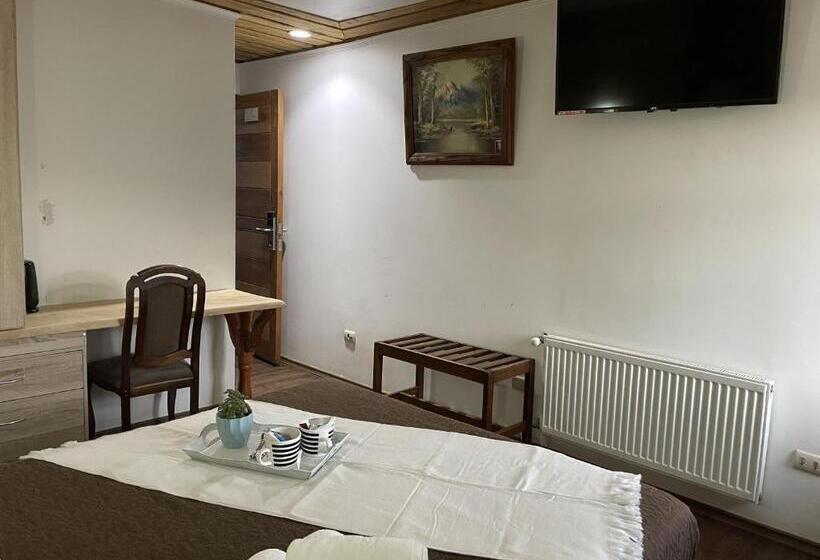 펜션 4 Habitación Privada Cama Matrimonial