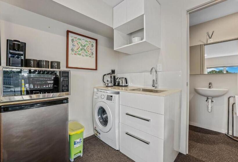 Gatehouse On The Bay   Christchurch Holiday Unit