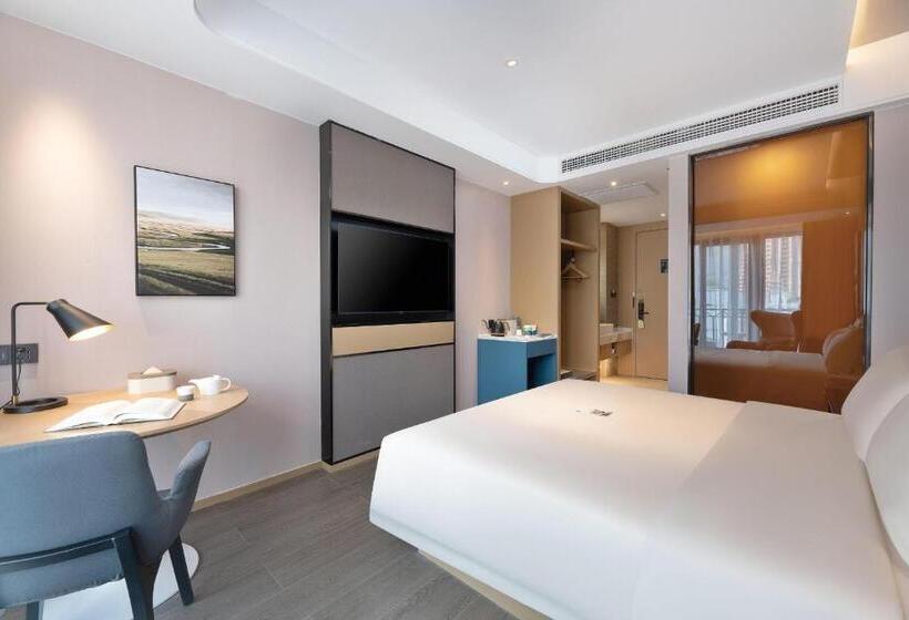 Atour Hotel Xishuangbanna Jinghong Gaozhuang Starlight Night Market