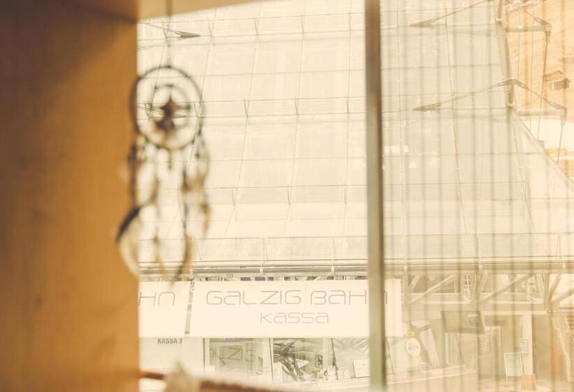 Quality Hosts Arlberg   Hotel Anton