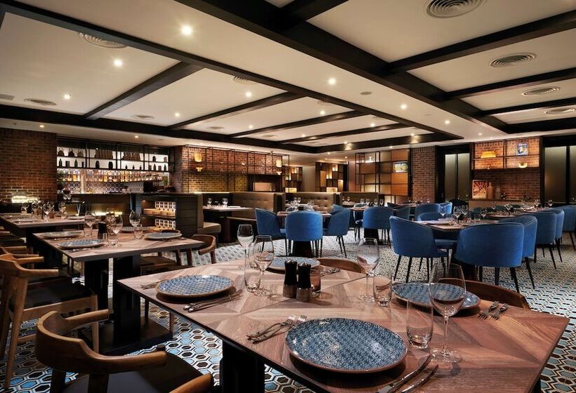 هتل Doubletree By Hilton Shah Alam I City