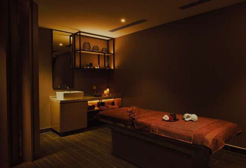 هتل Doubletree By Hilton Shah Alam I City