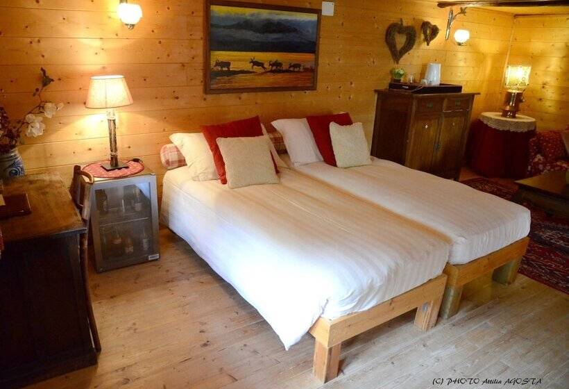 مبيت وإفطار Chalet Dei Fiori   & Apartment