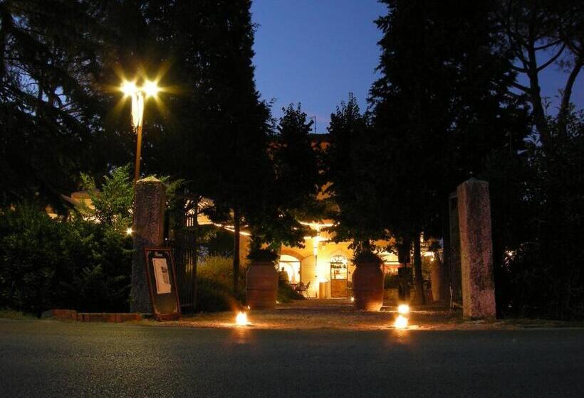 فندق Albergo Da Annita   Room Only