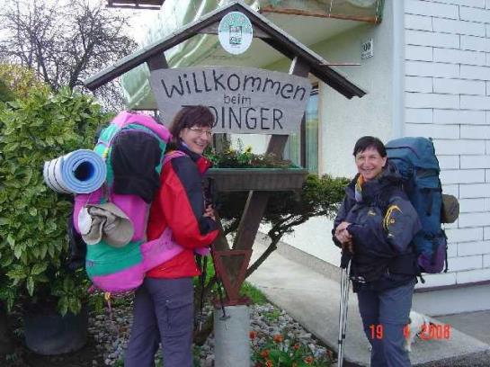 ホテル Gästehaus Jedinger