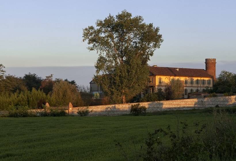 فندق Borgo Ramezzana Country House