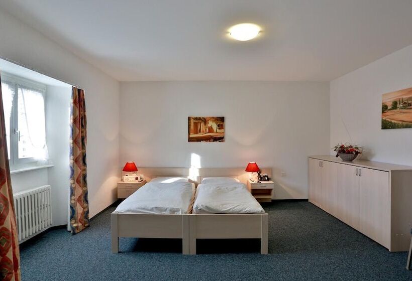 فندق Hôtel Du Port   Free Parking   Breakfast Included