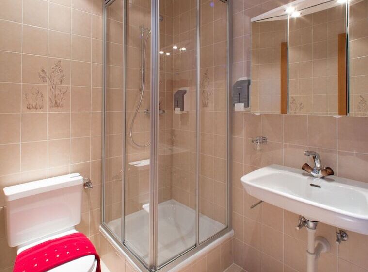 فندق Hôtel Du Port   Free Parking   Breakfast Included