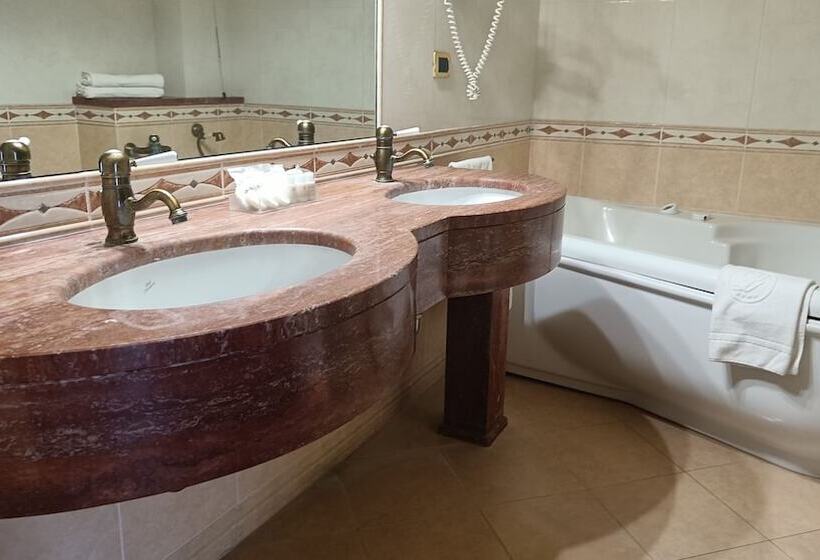 בית מלון כפרי Lemi