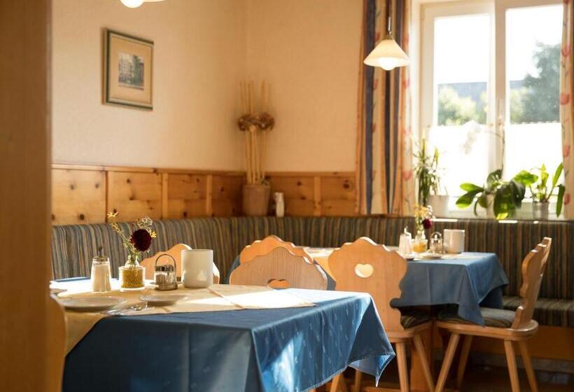 ホテル Restaurant Schachenwald