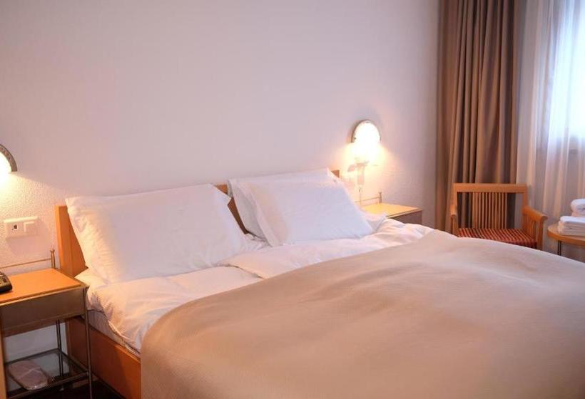 فندق Restaurant Rothorn