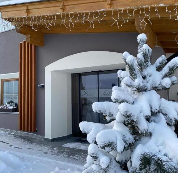 ホテル Seehof