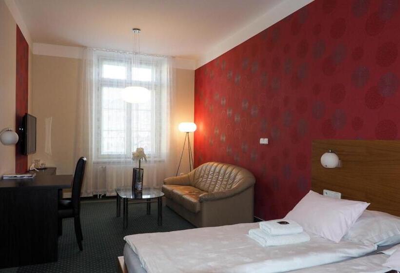 هتل Vacek Pod Věží