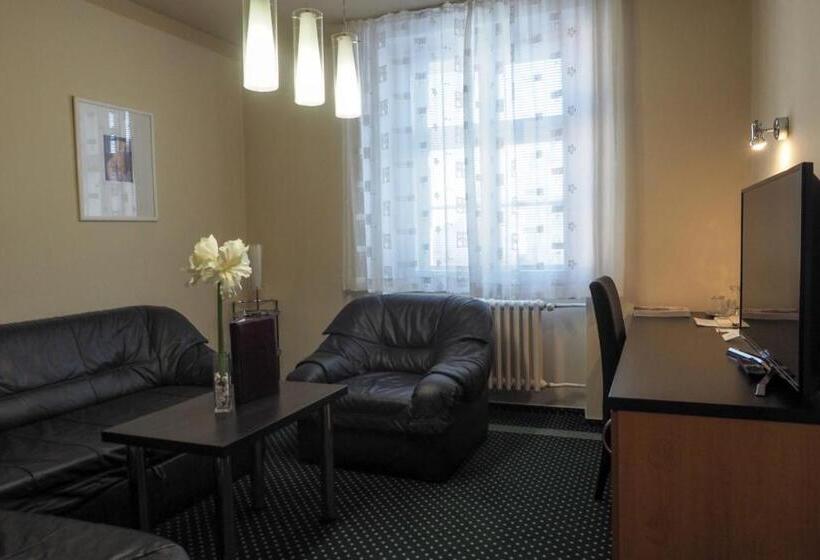 هتل Vacek Pod Věží