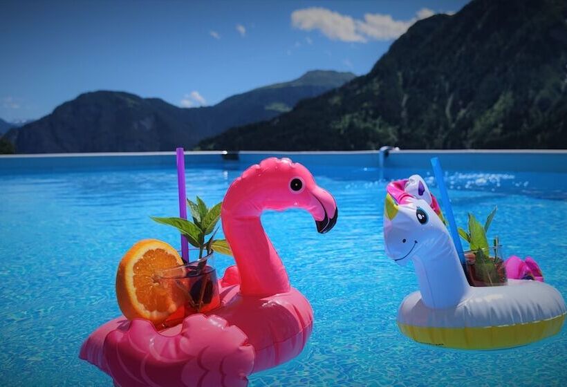 ペンション Gasthaus Alpina