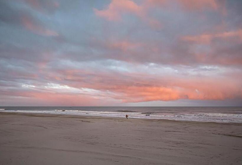 Strandhotel Camperduin