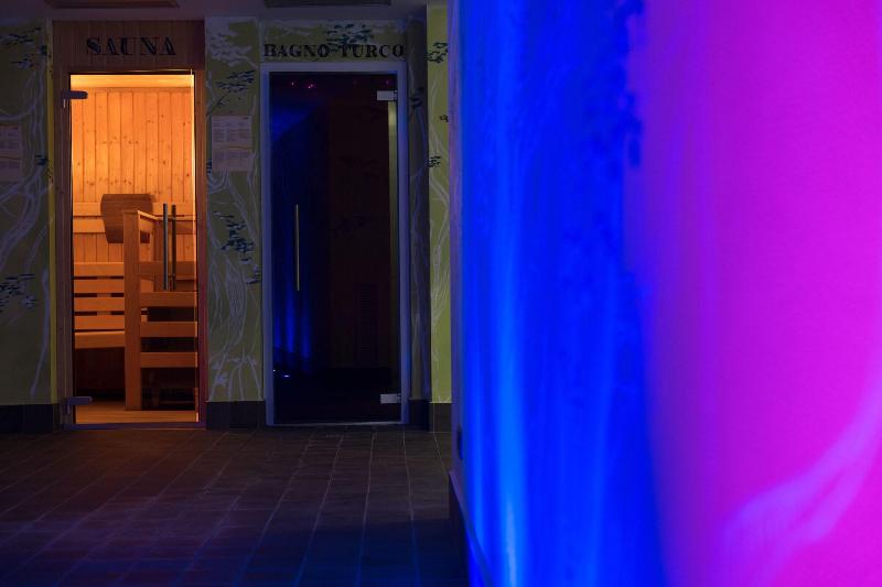 T Ami Hotel Resort Spa