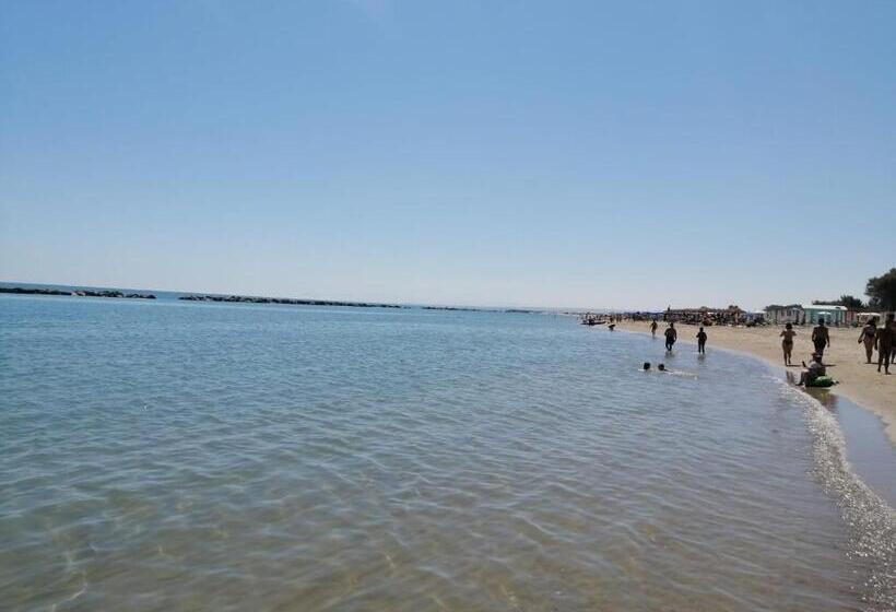 Bed and Breakfast A Tre Piani Sul Mare