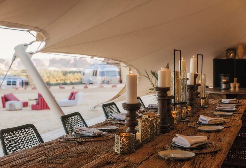 هتل Caravan By Habitas