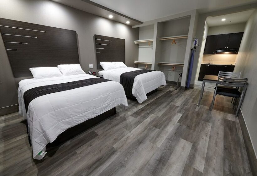 בית מלון כפרי Crystal Inn