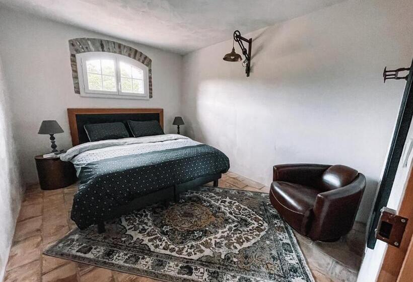 Mas Du Dragon   8 Personnes  Jacuzzi Piscine Chaufée