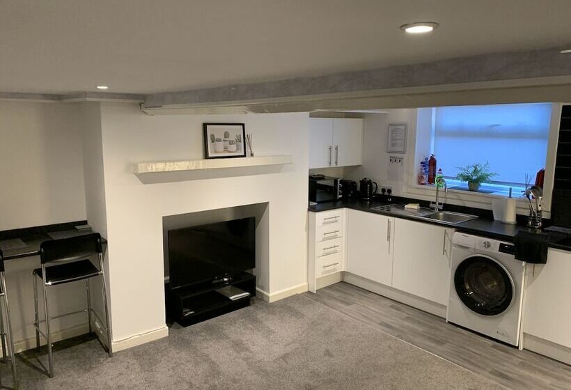 St Pauls Rd   Townhouse Accommodation