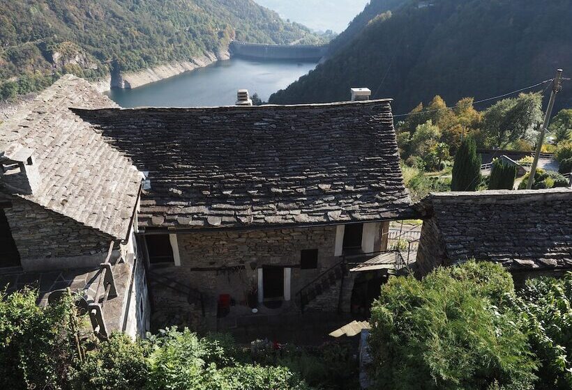 Casa Bruja Tradizionale Rustico Ticinese