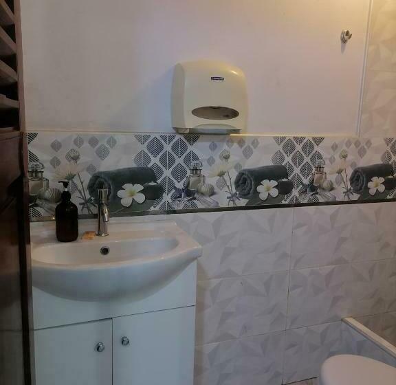 Общежитие Hospedaje Restaurante El Hombre