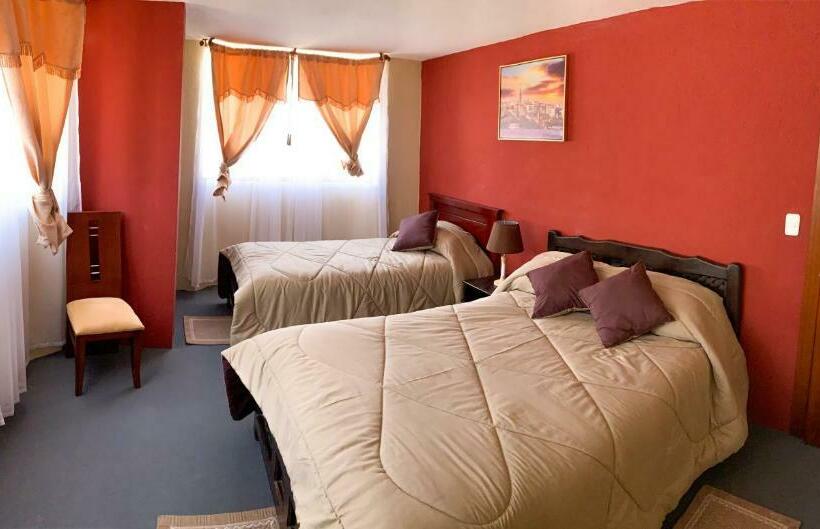 تختخواب و صبحانه Hostal Casa San Fernando Tumbaco