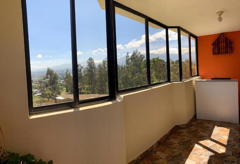 تختخواب و صبحانه Hostal Casa San Fernando Tumbaco