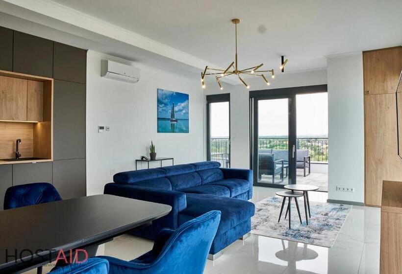 Ellby Apartman   Penthouse   Hostaid
