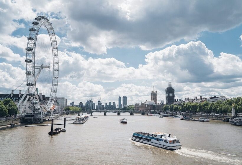 هتل Citizenm London Victoria Station