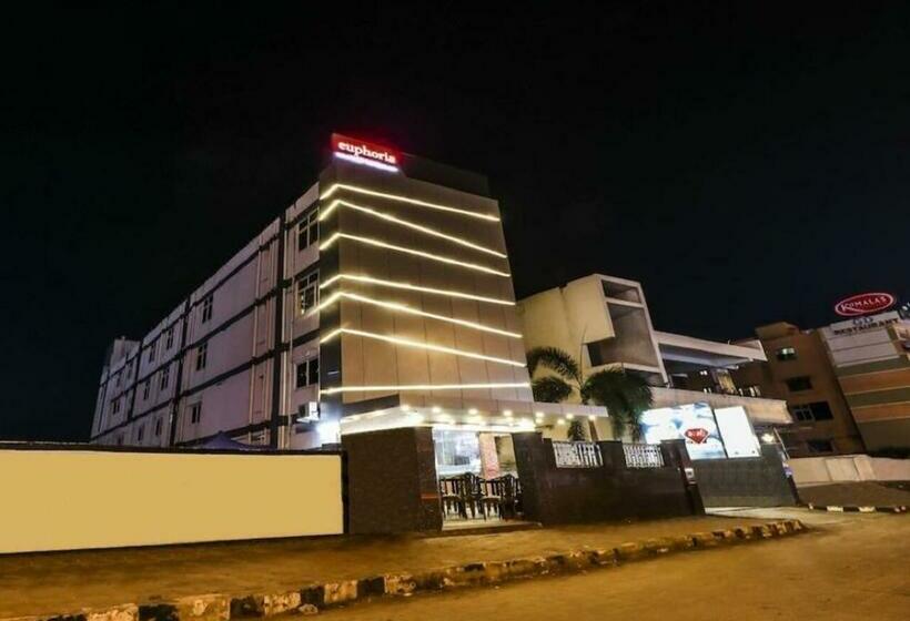 호텔 Euphoria Extended Stays Omr It Expressway Chennai