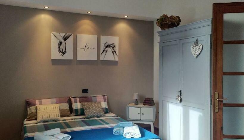 Пансион B&b Golfo Asinara Suite Con Idromassaggio