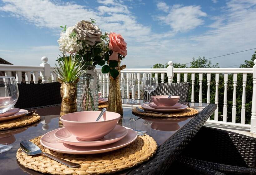 Estuary View By Sorted Stay