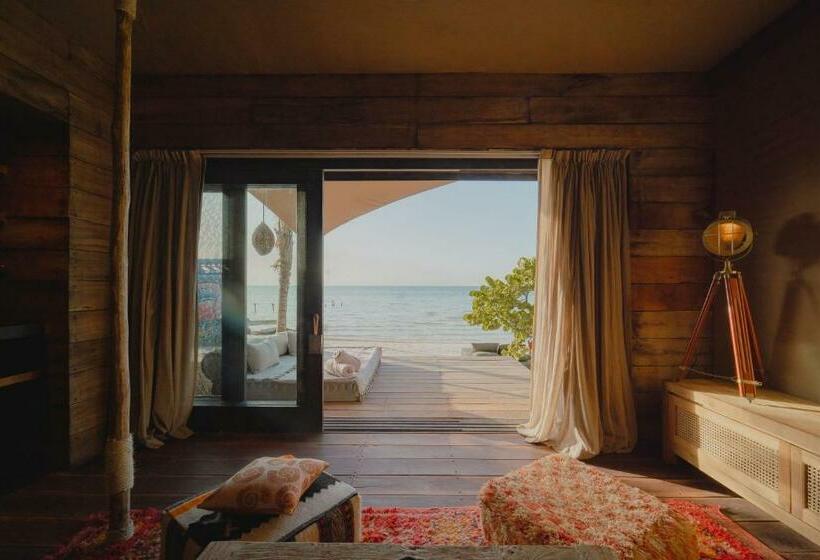 ホテル Nomade Holbox