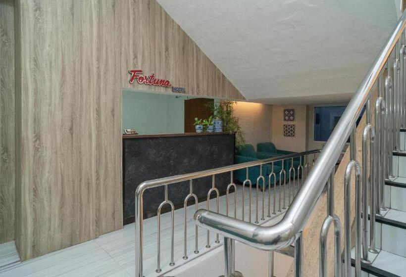 هتل Reddoorz @ Glodok