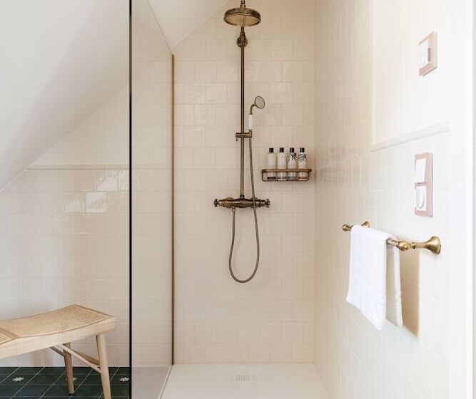 ホテル Villa Alma   A Lakeside Boutique