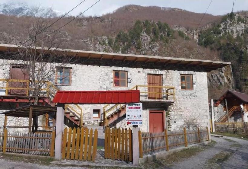 پانسیون Guest House “ Center Theth “