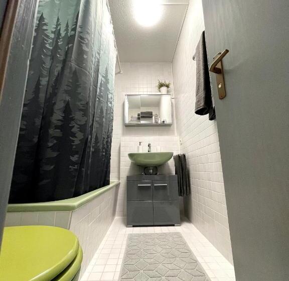 Viktor Apartment