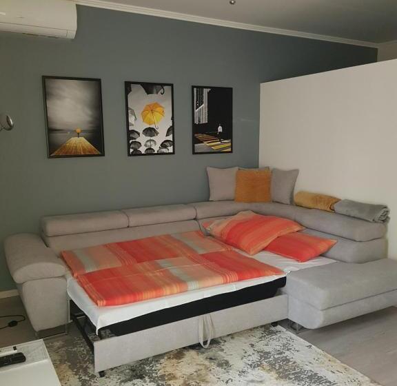 Alex Apartman
