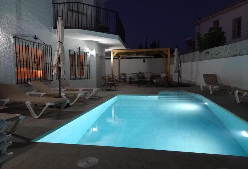 Villa El Algarrobo