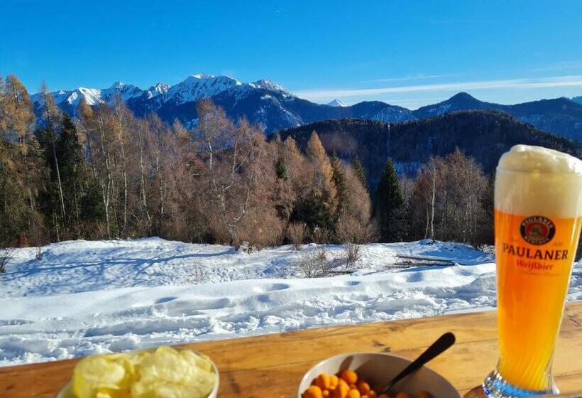 Chalet Chapeau B&b